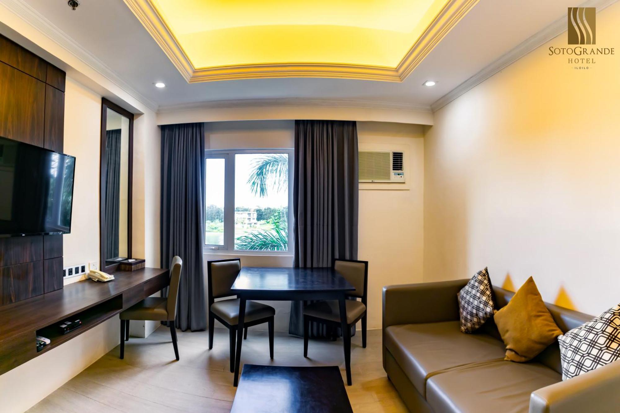 Sotogrande Iloilo Hotel Екстериор снимка